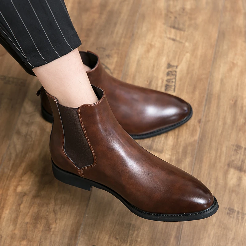 정품 가죽으로 제작된 고급 디자이너 브랜드의 남성용 비 - Leatherwork Designs 리뷰 및 가격